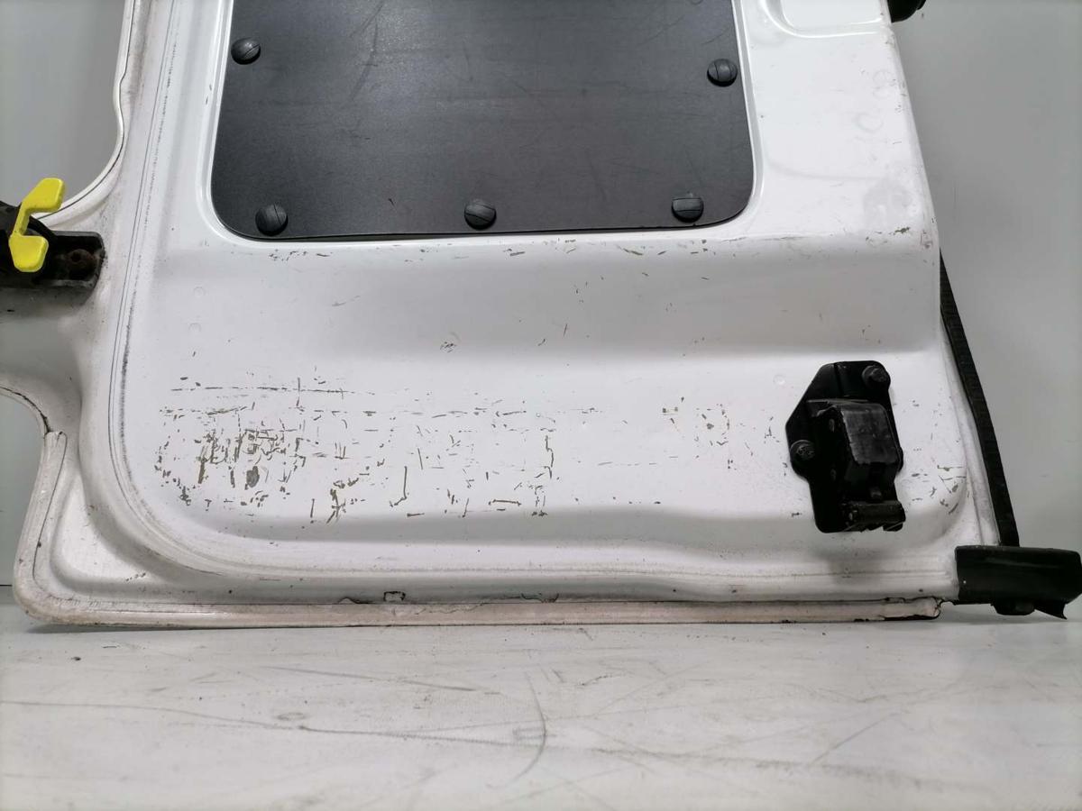 Opel Combo E original Fl&uuml;gelt&uuml;r rechts G20 Wei&szlig; Kastenwagen ohne Scheibe Bj.2019